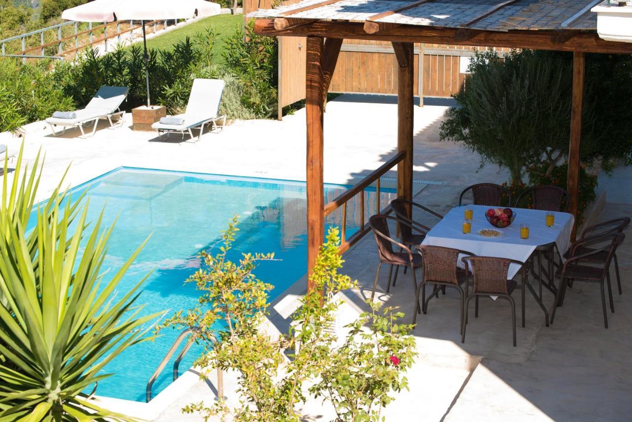 Villa Endless Blue Kalamítsi Eksteriør billede